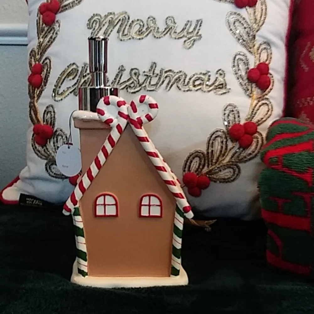 New! GingerBread Home Christmas Decor Hand Soap or lotion Dispenser